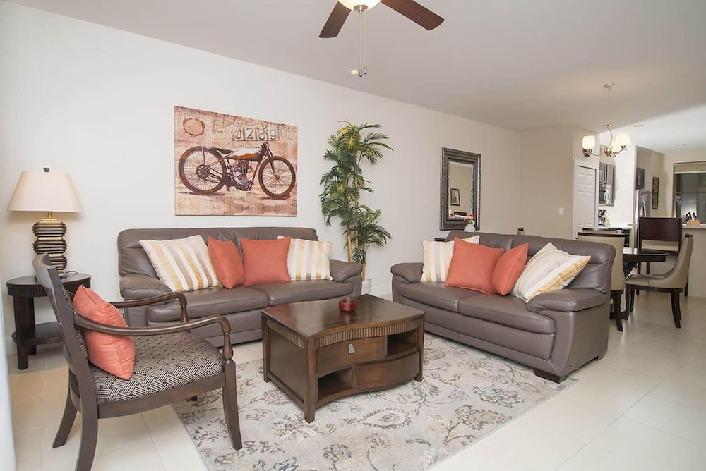 Condo, 2 Bedrooms, Mountain View