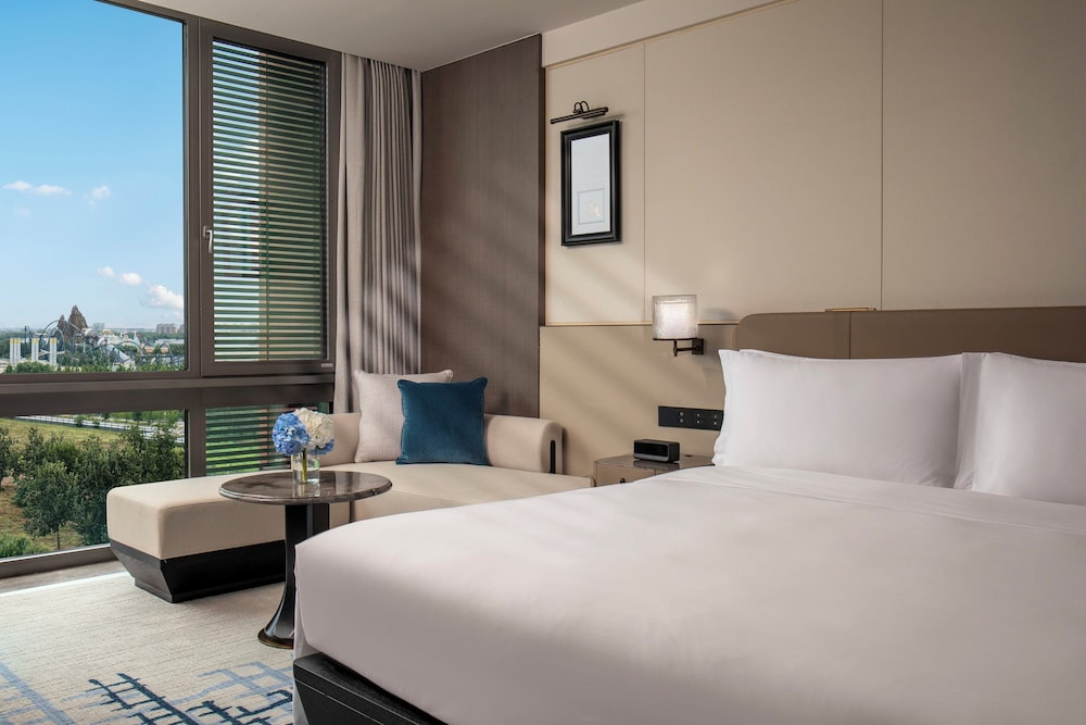 Suite, 1 Bedroom, Balcony