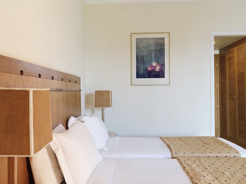 Standard Room, Balcony - Photo 1
