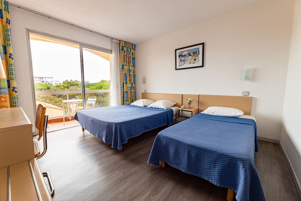 Triple Room - Photo 2