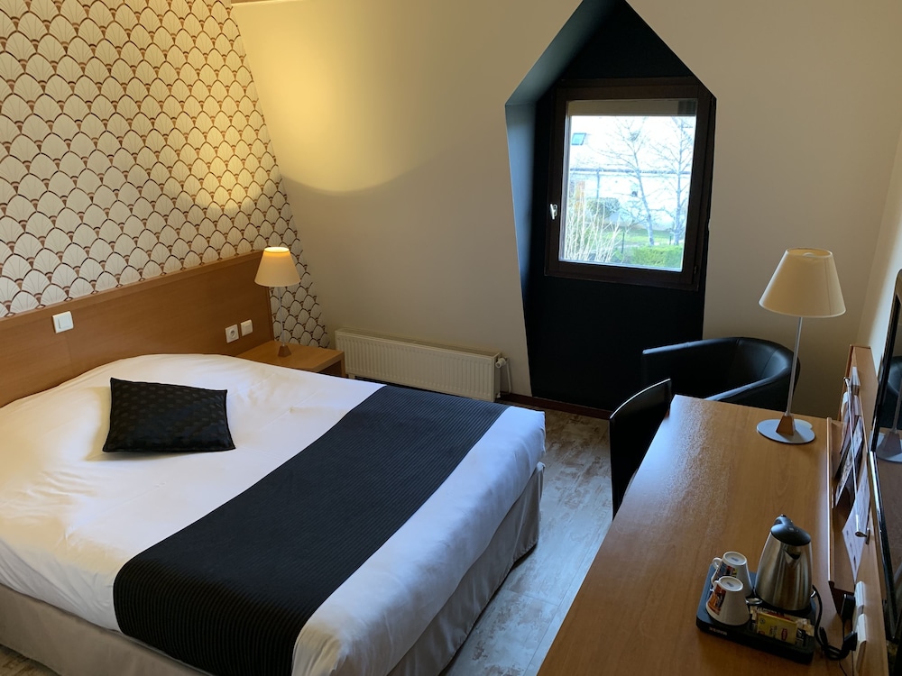 Double Room - Photo 6