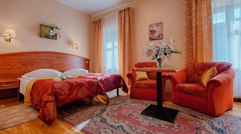 Premium Triple Room