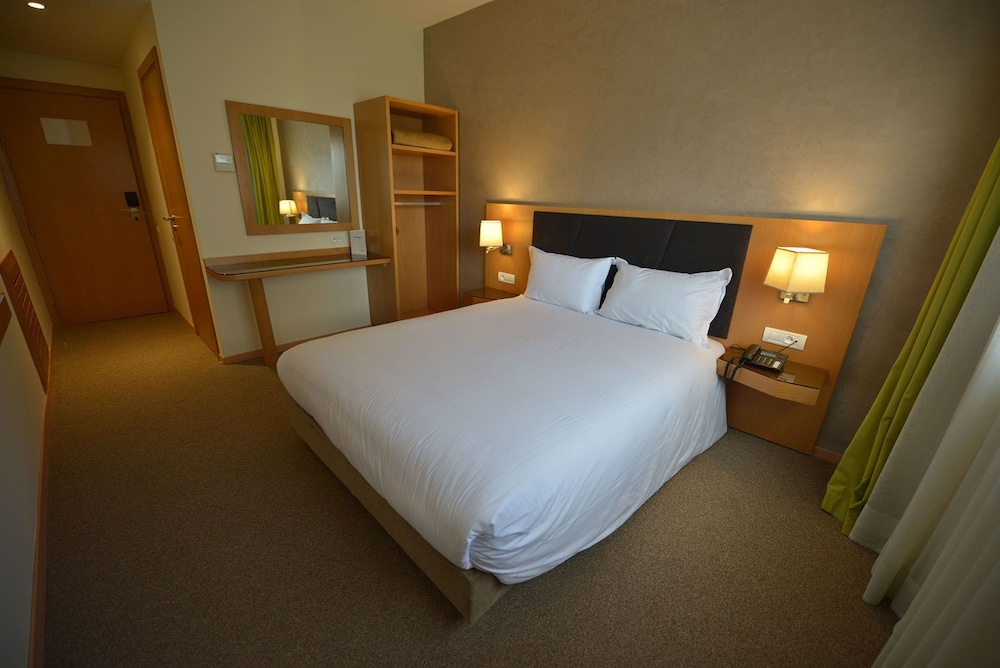 Standard Room, Non Smoking photo 3