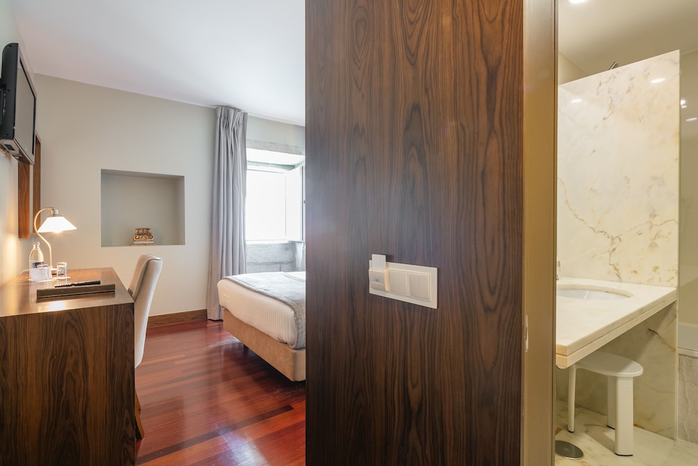 Standard Double Room, 1 Double Bed - Photo 3