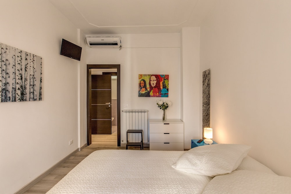 Basic Double or Twin Room (via Gallia 96) photo 2