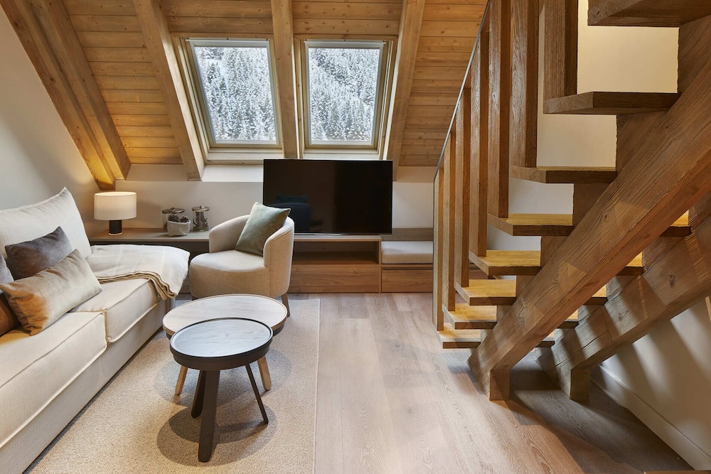 Superior Duplex