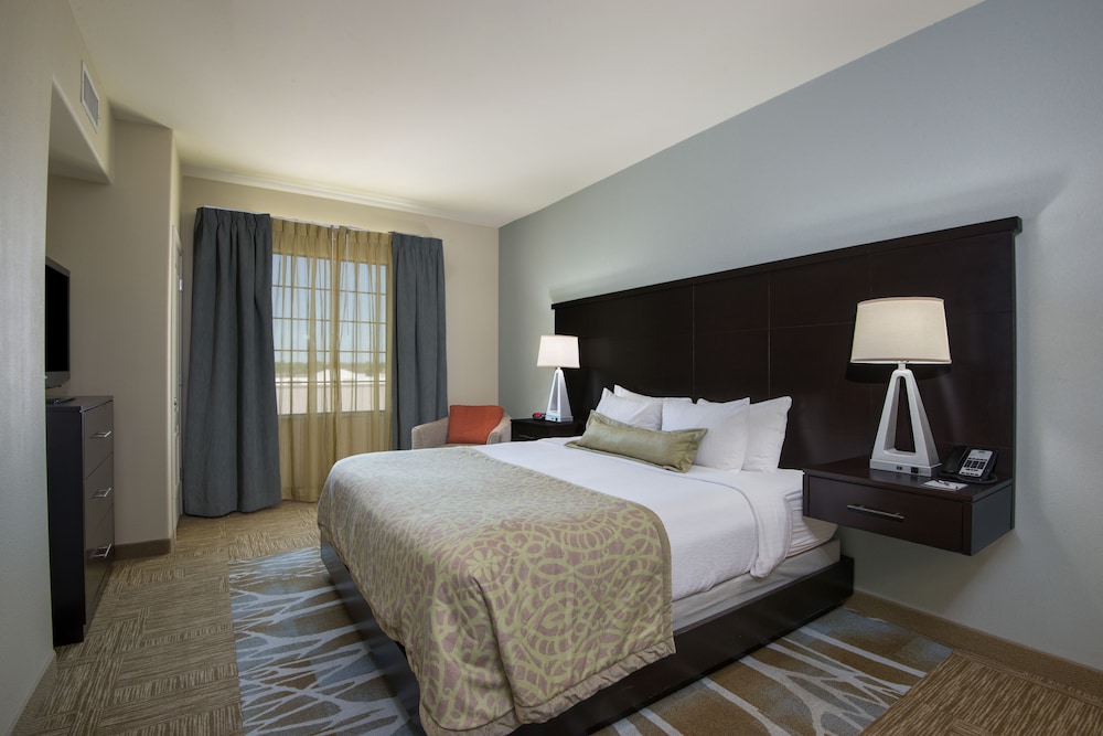 Suite, 1 Bedroom, Accessible (Communications) - Photo 3
