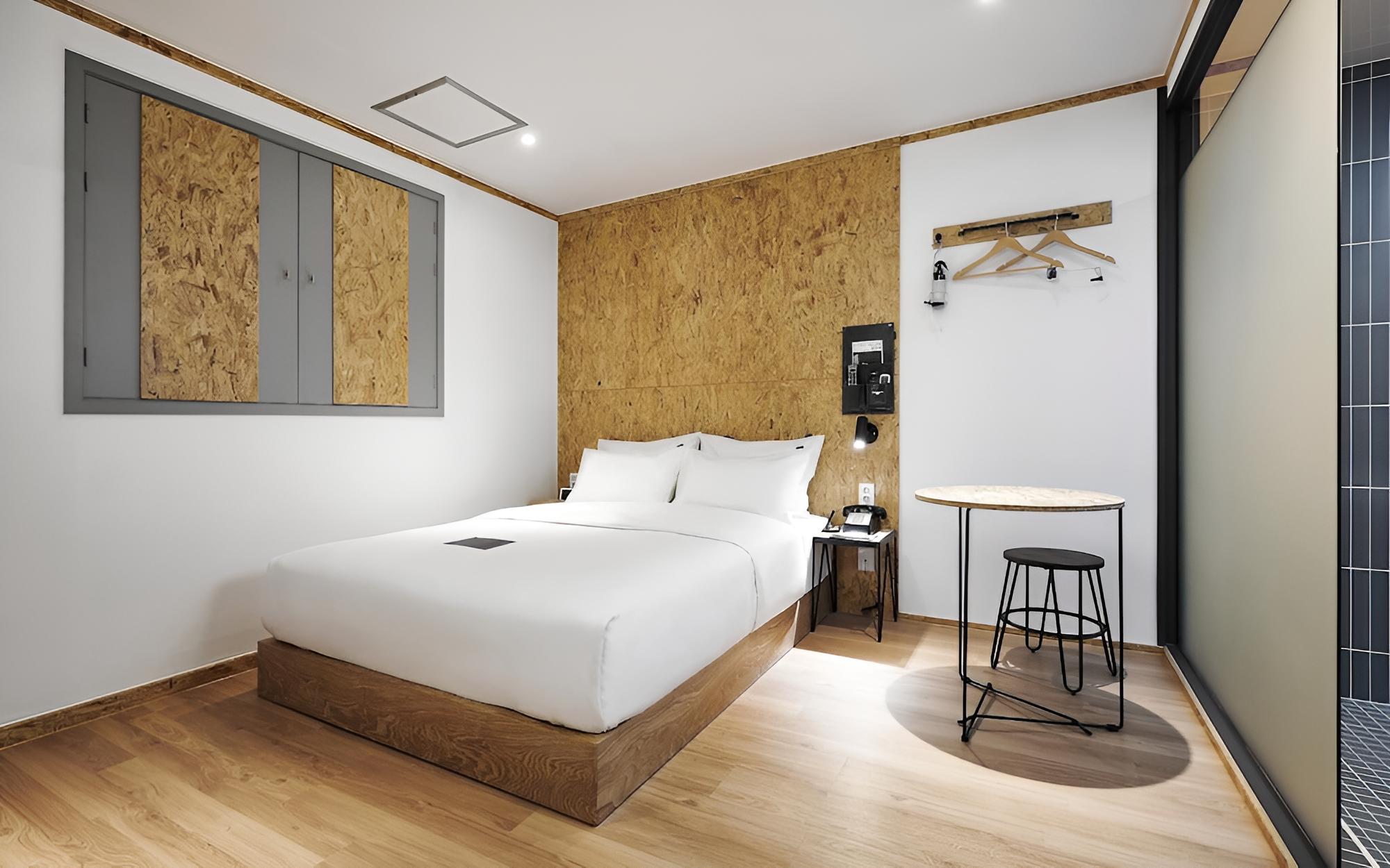 Room (Standard pc-no smoking room (double b) photo 1