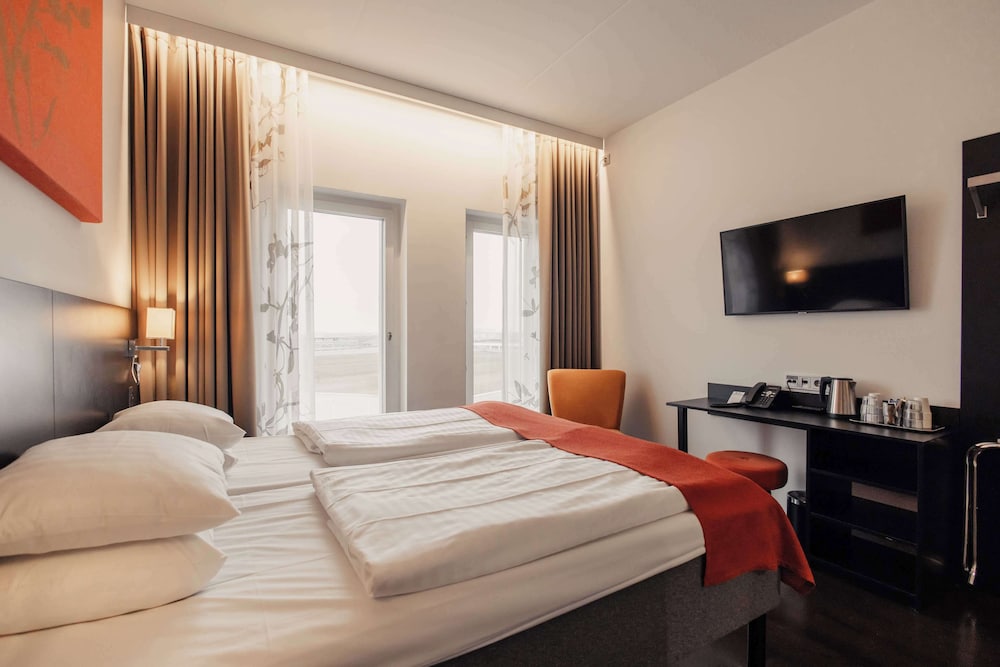 Premium Room, 1 King Bed, Non Smoking