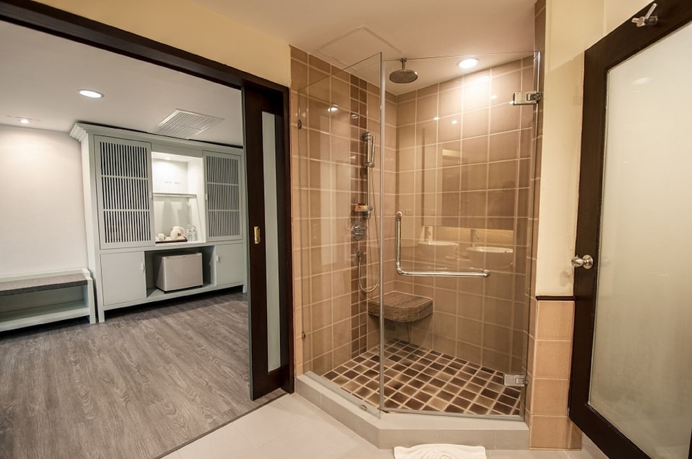 Junior Suite - Photo 8