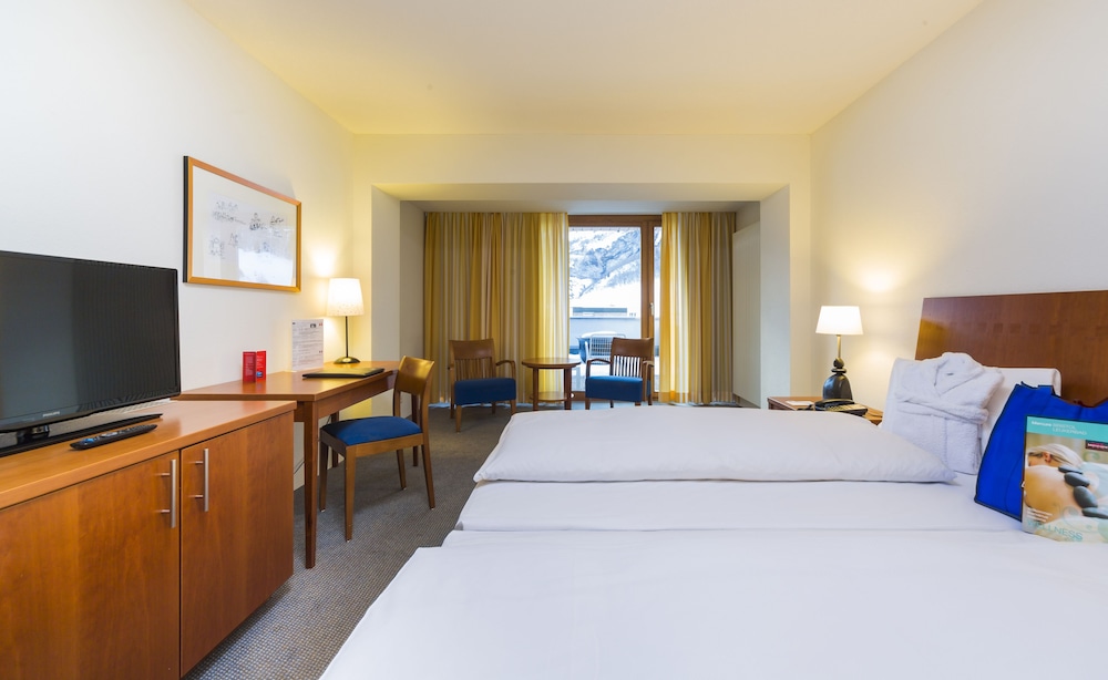 Superior Double Room, 2 Twin Beds, Balcony photo 2