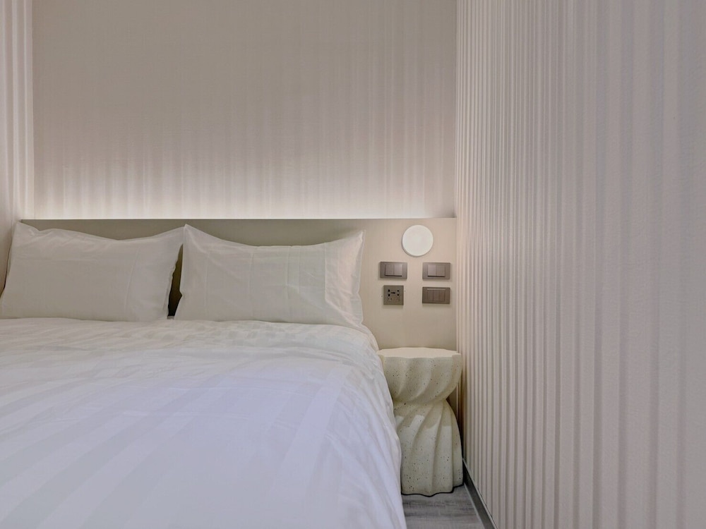 Classic Double Room, 1 Double Bed, Non Smoking, Private Bathroom