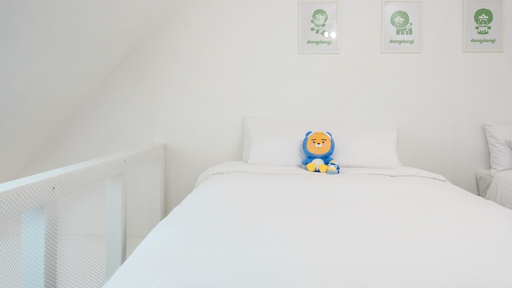 Basic Room, 1 Bedroom (Poodle 1) - Photo 9