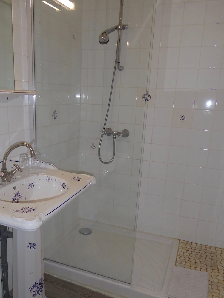 Double Room (Rouge) photo 3