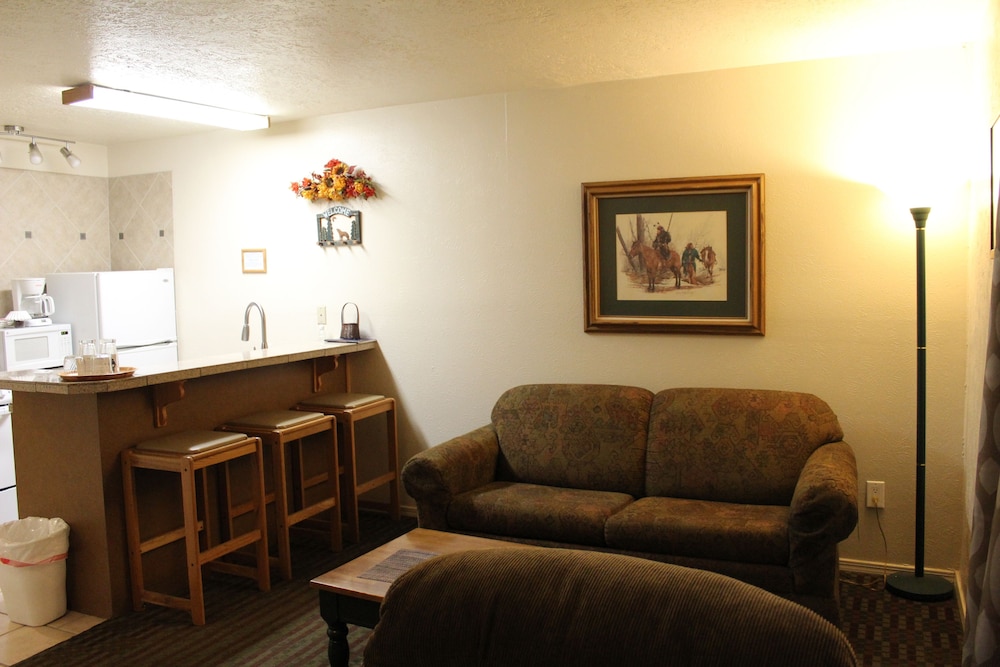 Standard Condo photo 2