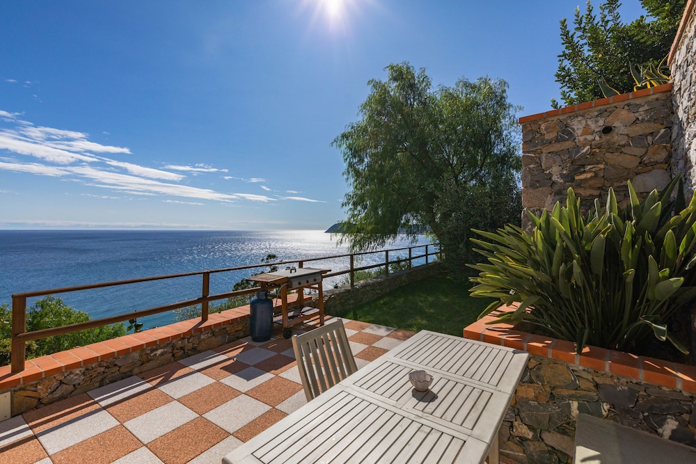 Deluxe Apartment, 2 Bedrooms, Bay View, Tower