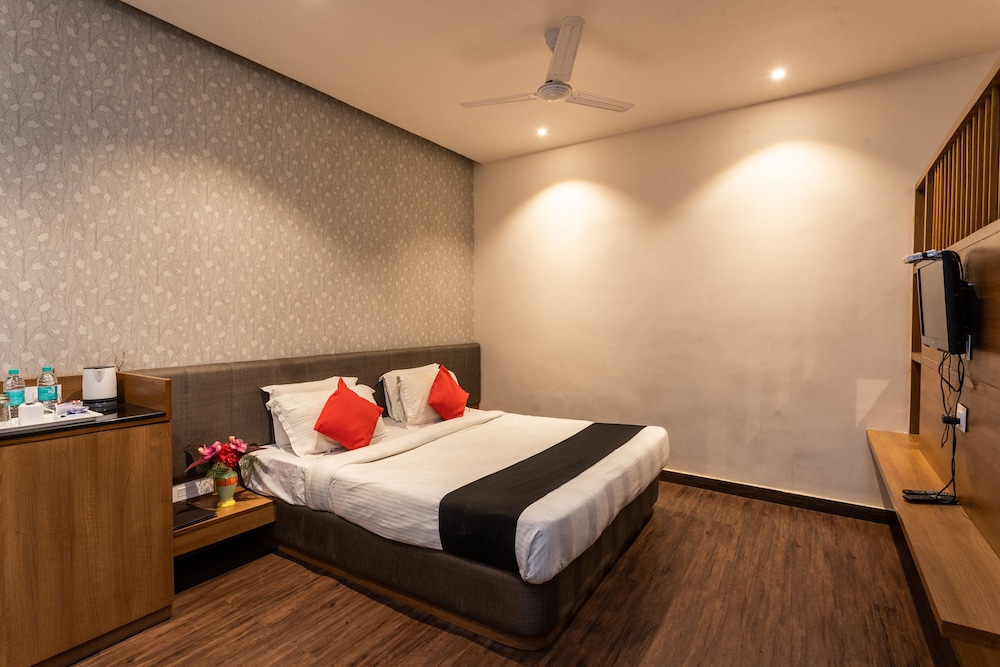 Deluxe Room, 1 Double Bed photo 1
