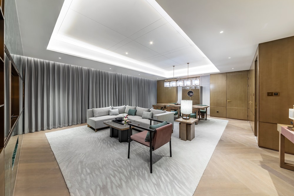Suite, 1 Bedroom, Club Lounge Access, City View