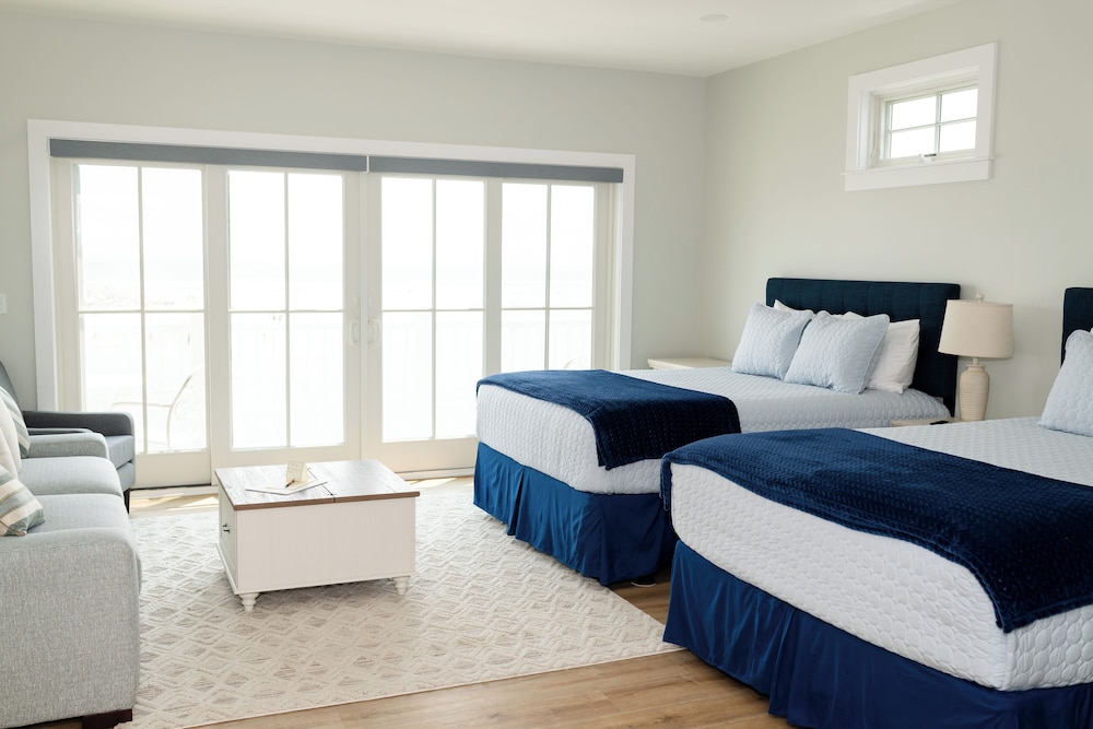 Luxury Double Room, 2 Queen Beds, Ocean View