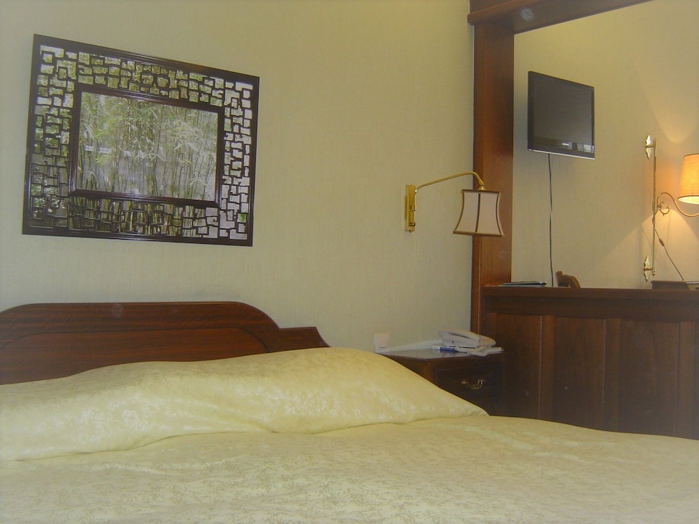 Double Room - Photo 7