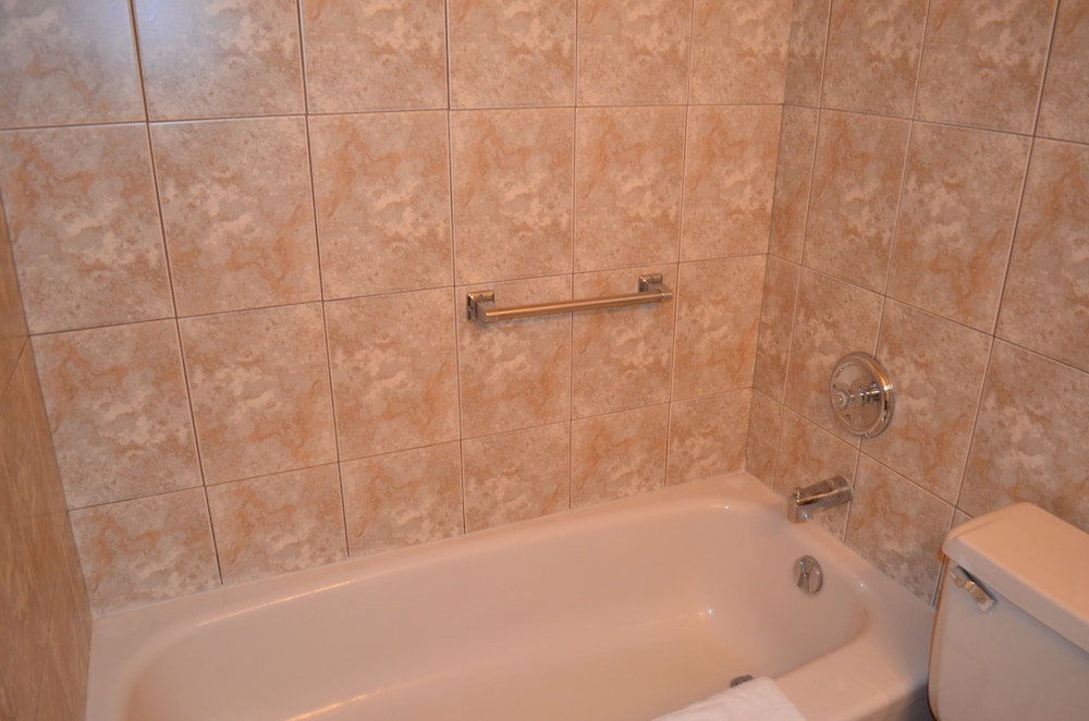 Suite, 2 Queen Beds, Non Smoking - Photo 9