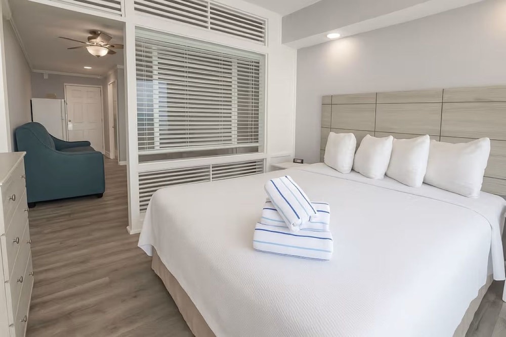 Studio, Balcony, Oceanfront - Photo 2