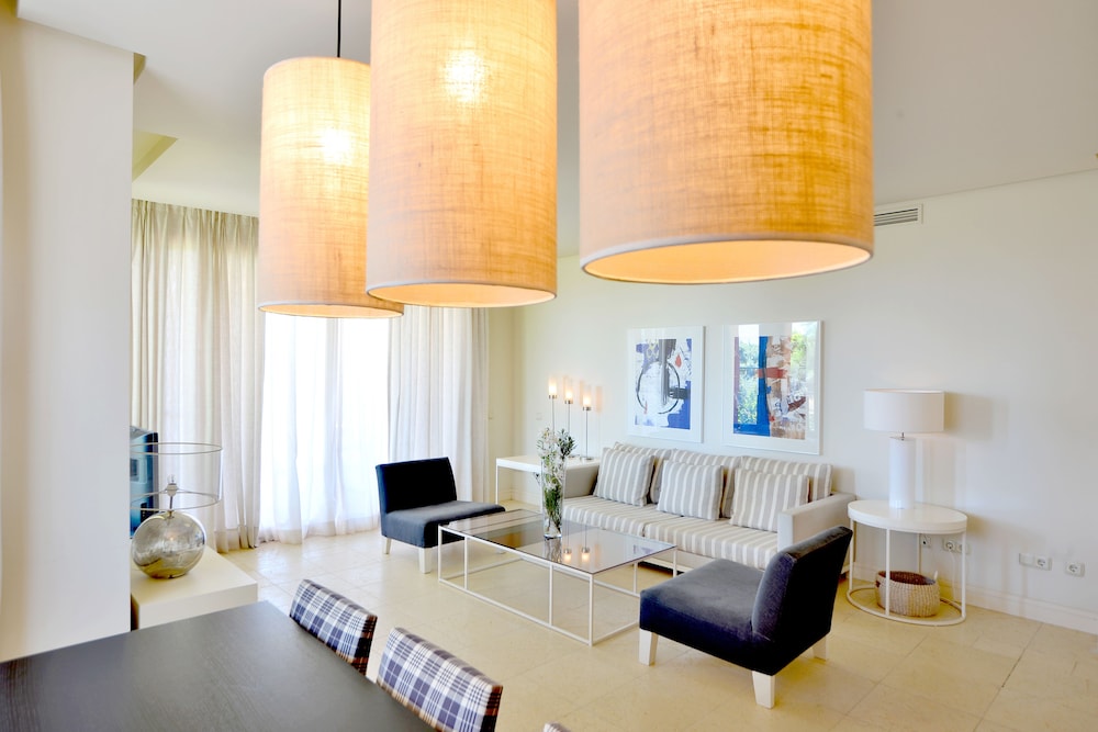 Apartment, 3 Bedrooms, 2 Bathrooms (2 Adults + 4 Children) photo 2
