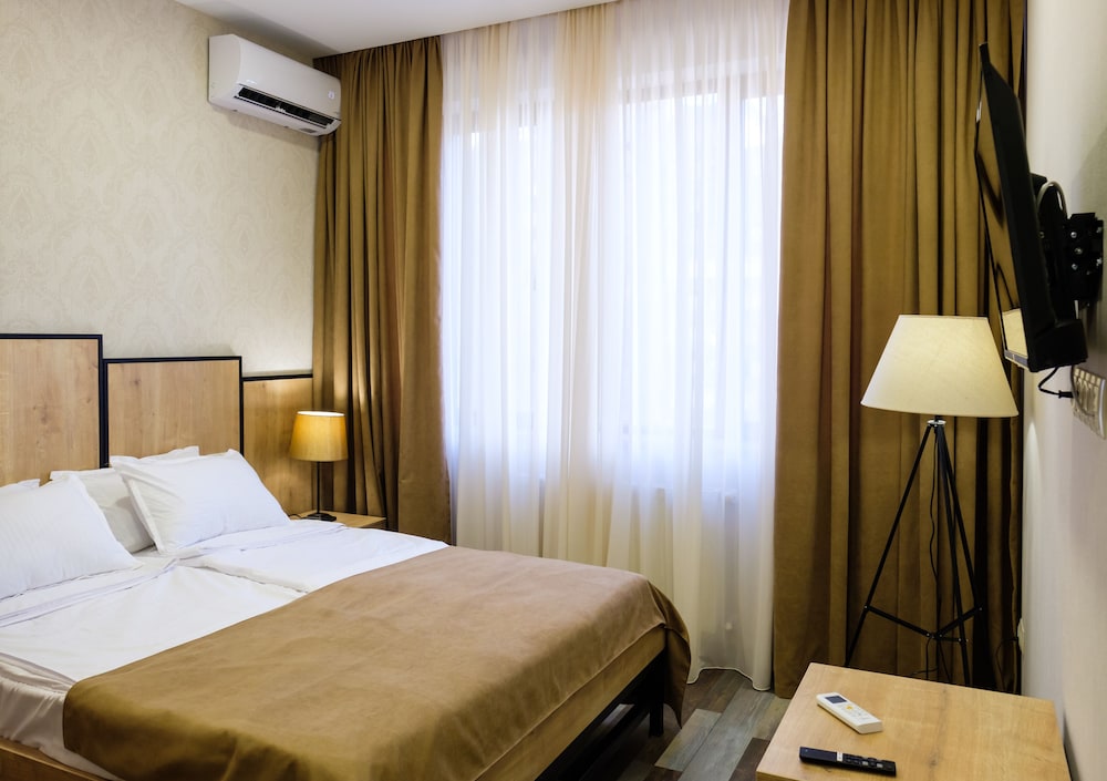 Basic Double Room photo 2