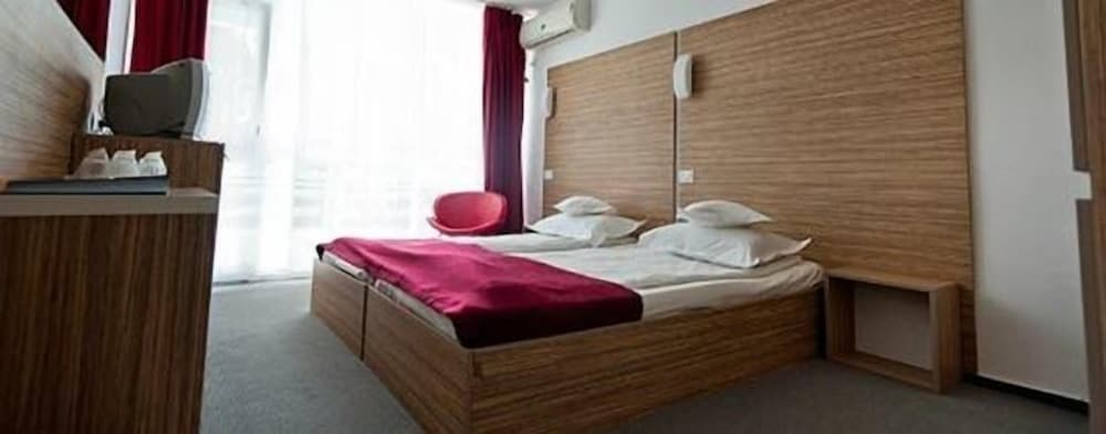 Comfort Double or Twin Room, Balcony photo 3