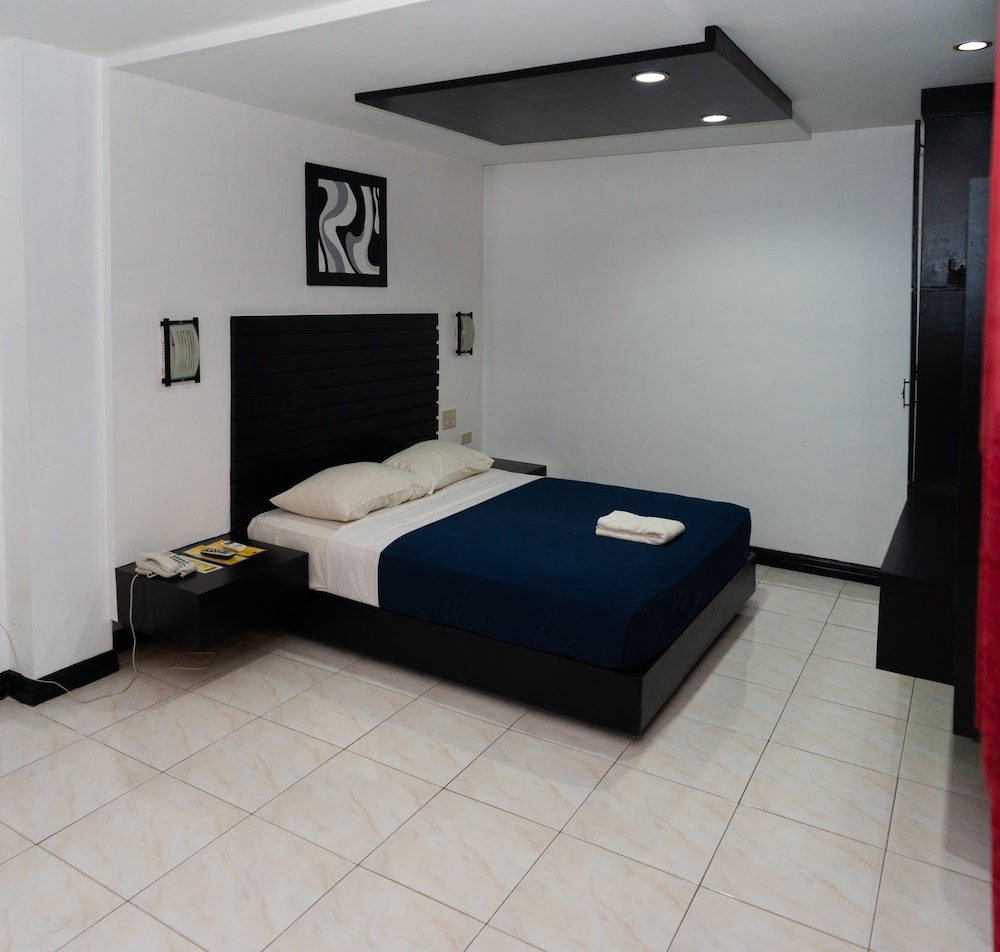 Deluxe Double Room, 1 Double Bed photo 3