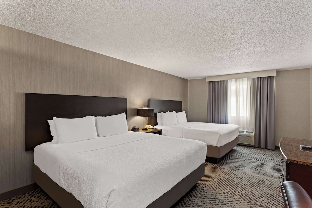 Room, Multiple Beds, Non Smoking - Photo 3