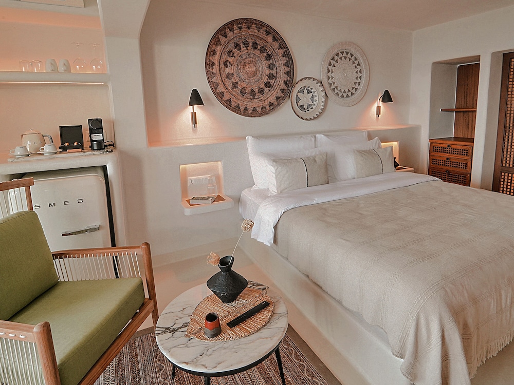 Honeymoon Room photo 2