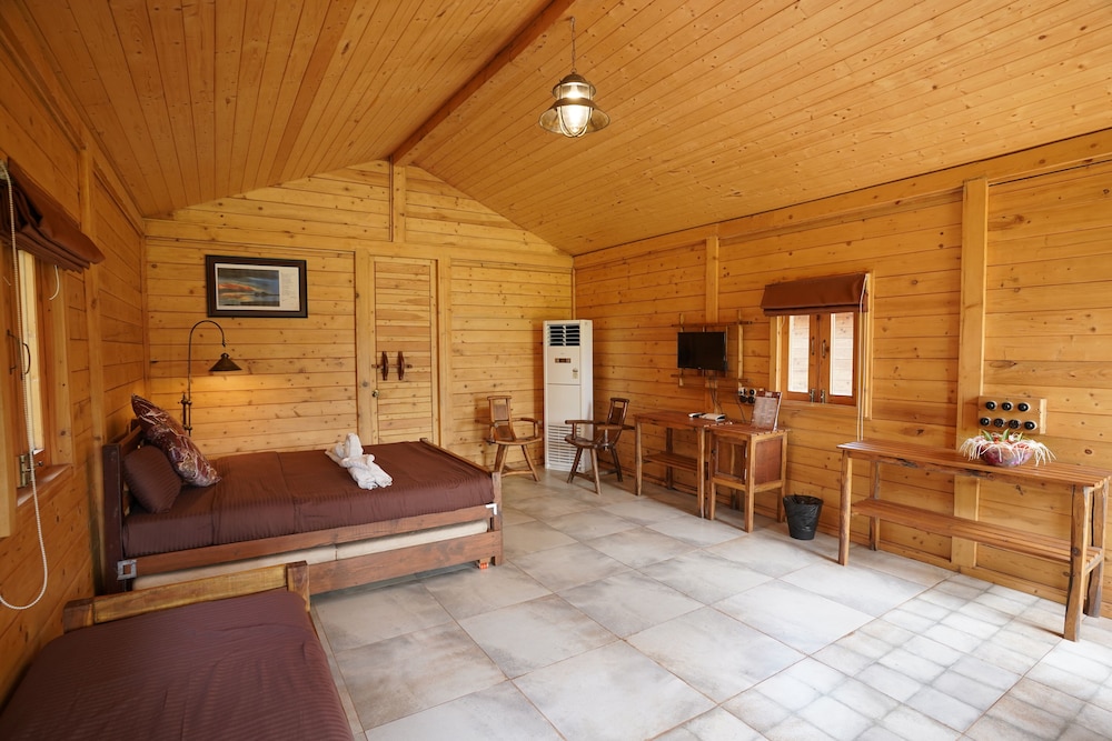 Luxury Suite, Garden View photo 2
