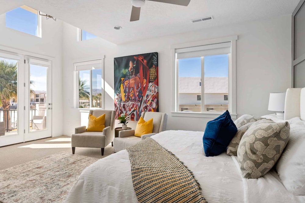 Townhome, 5 Bedrooms photo 1
