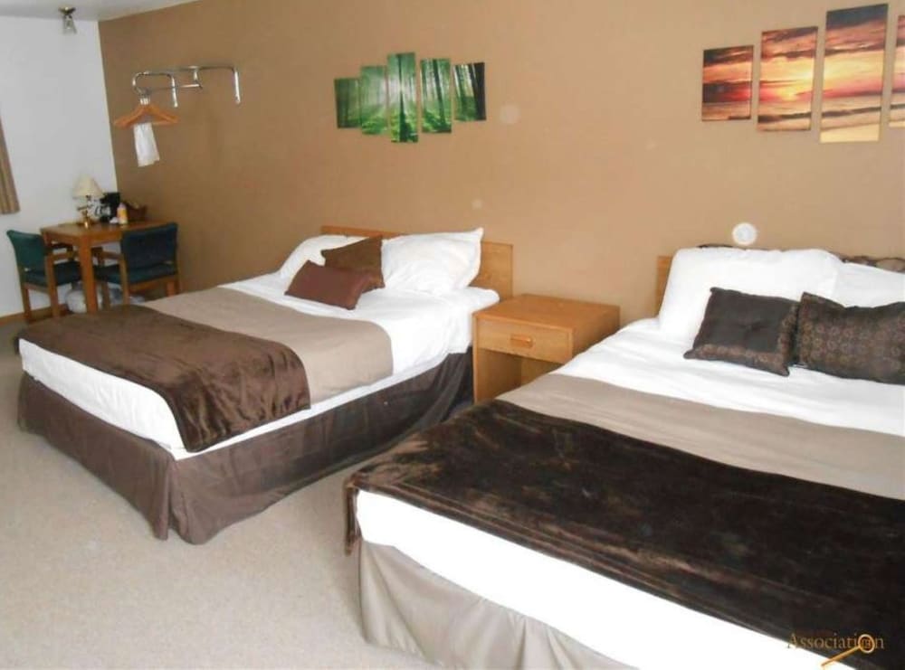 Room, 2 Queen Beds, Non Smoking photo 3