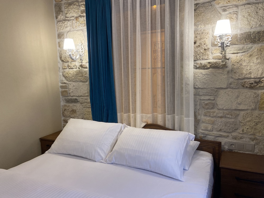 Business Double Room - Photo 9
