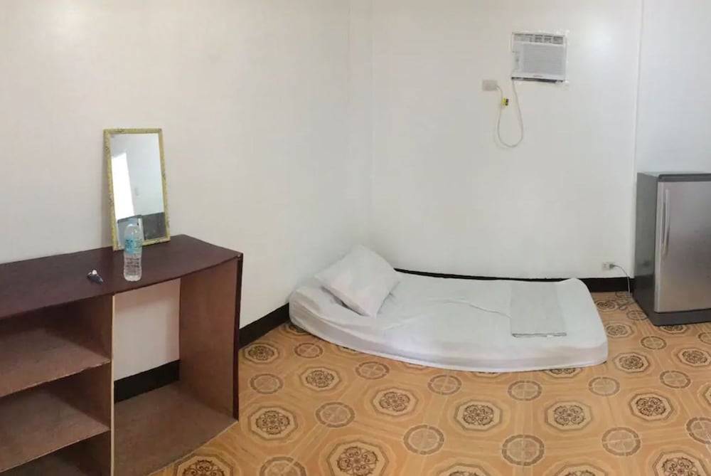 Studio Room Aircon  (Big Room) photo 3
