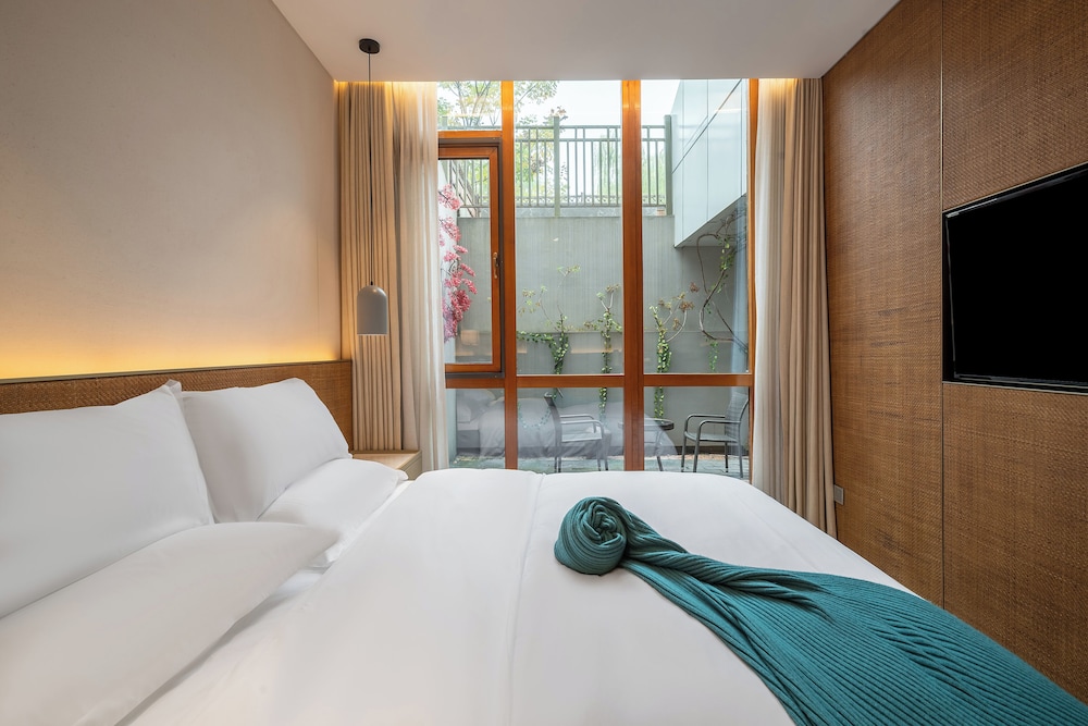 Comfort Double Room, Patio, Courtyard View photo 3