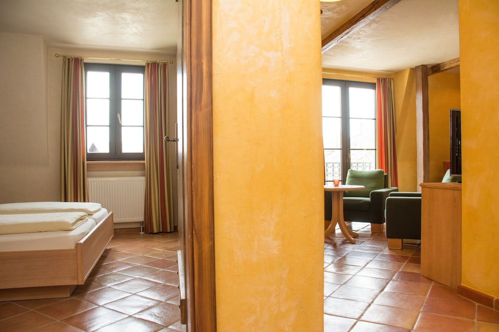 Standard Apartment - Photo 2