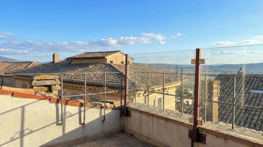 Deluxe Apartment, Valley View