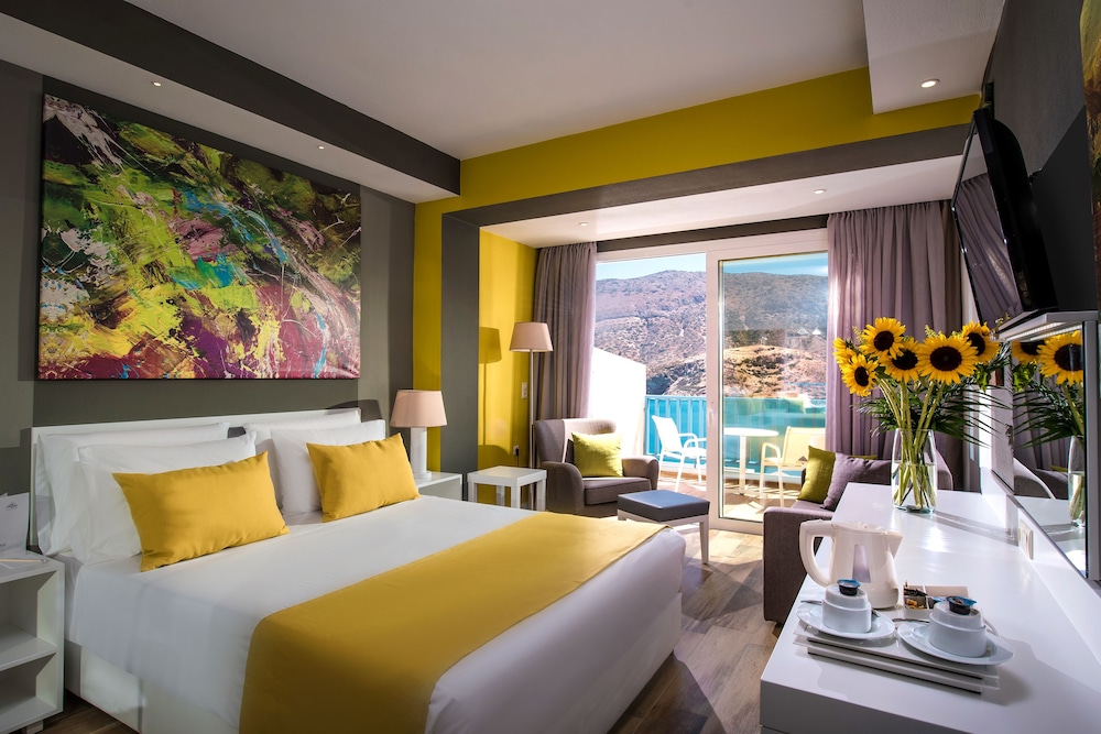 Deluxe Double Room (Sun) - Photo 1