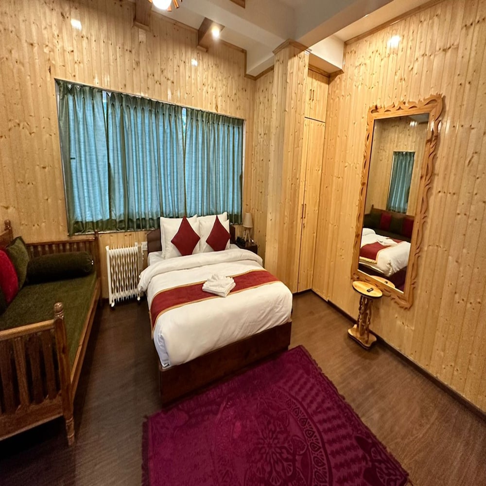 Deluxe room with mountain view - Photo 6