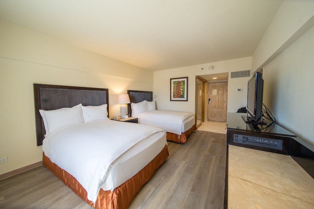 Classic Room, 2 Double Beds - Photo 1