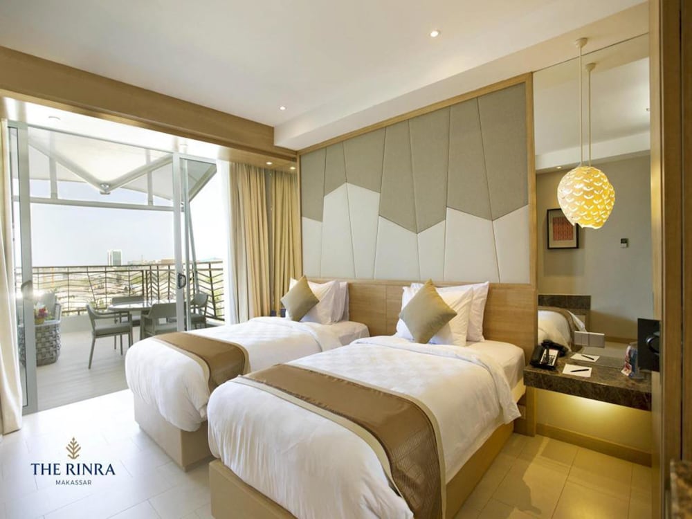 Premier Room, 1 King Bed, Resort View photo 2