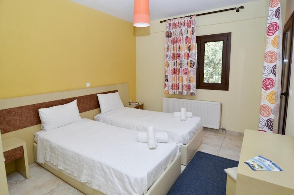 Double or Twin Room, Sea View photo 3
