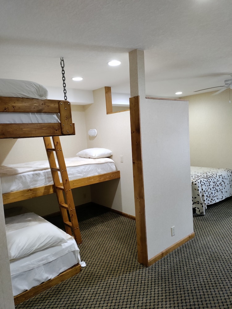 Family Suite, Multiple Bedrooms, Ground Floor