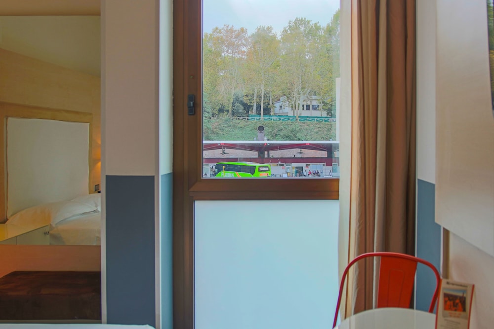 Superior Double or Twin Room - Photo 2