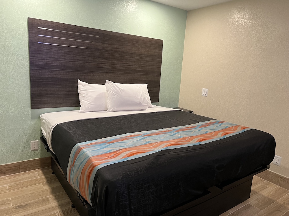 Basic Room photo 1