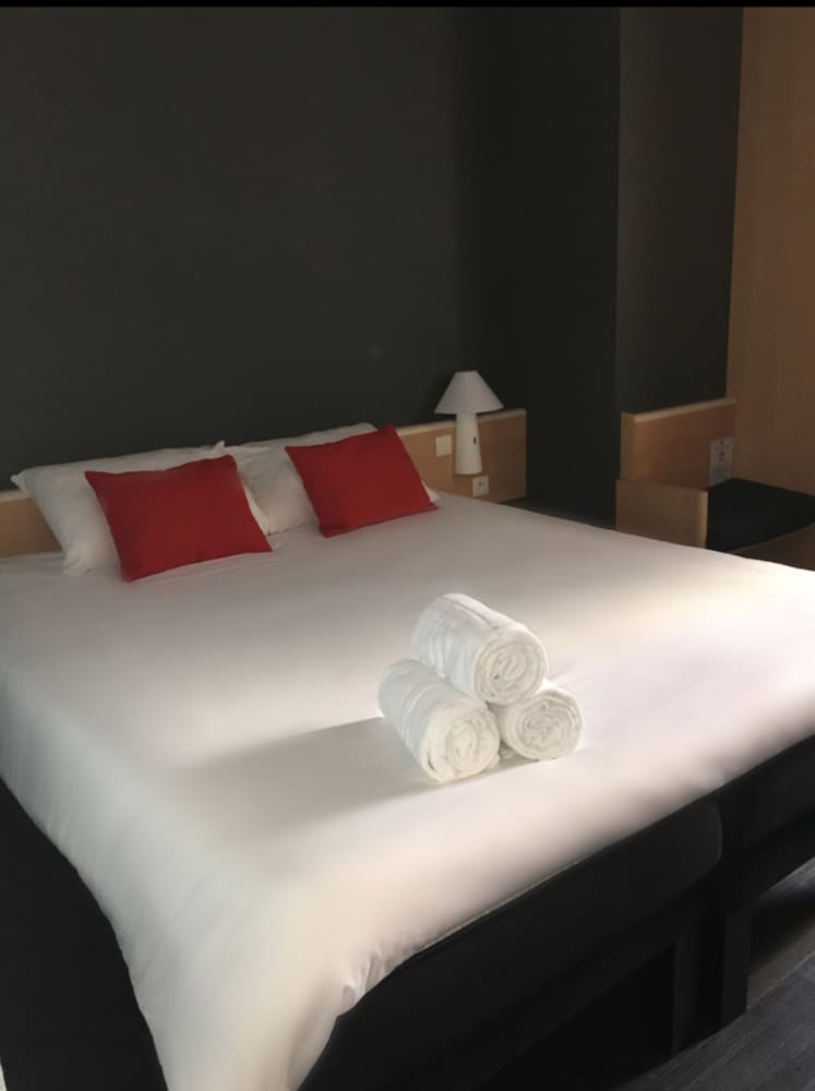 Room, Multiple Beds - Photo 3