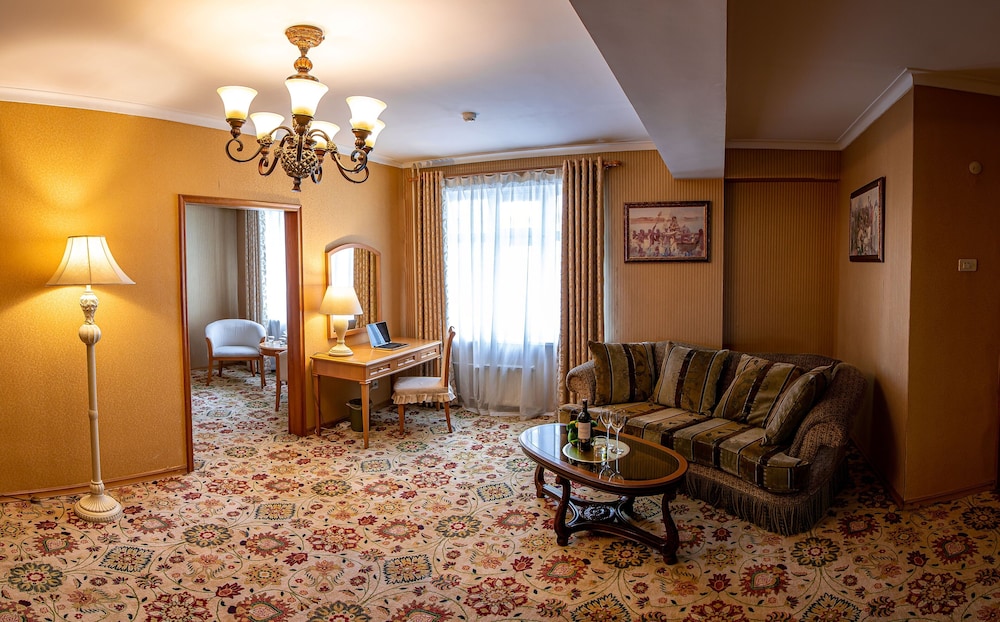 Deluxe Double Room Single Use photo 1